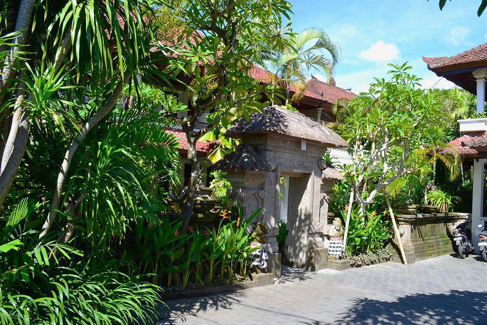 Flamboyan Hotel Kuta Lombok Kültér fotó
