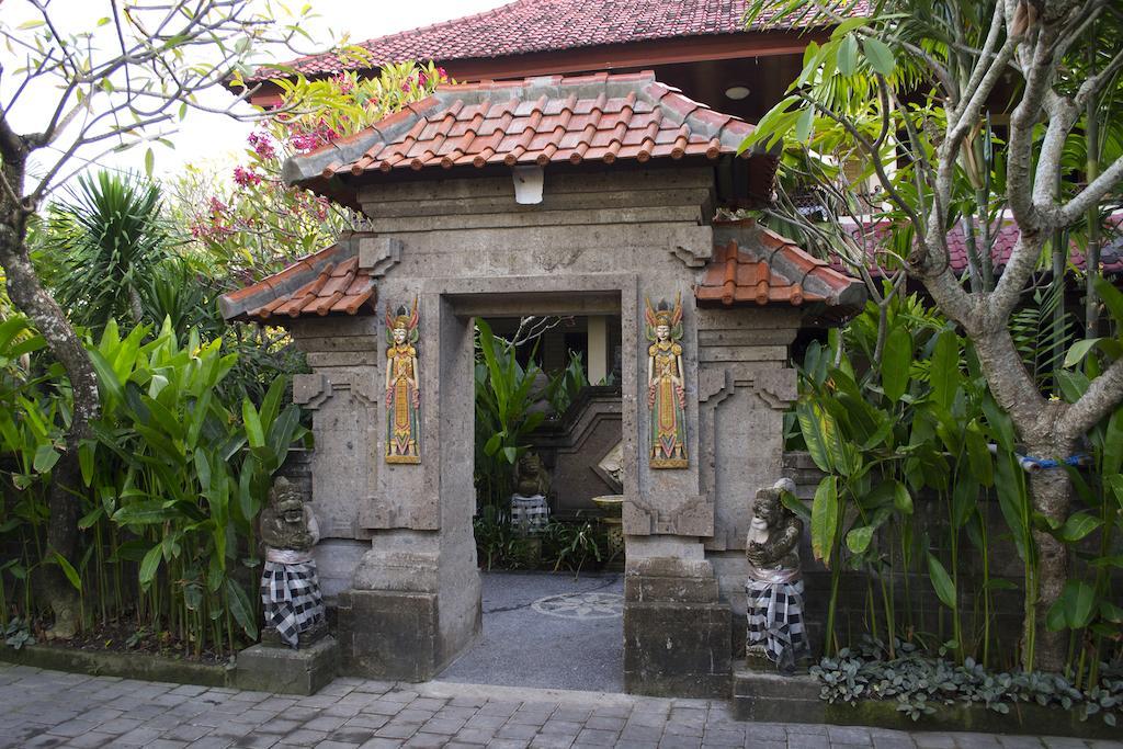 Flamboyan Hotel Kuta Lombok Kültér fotó