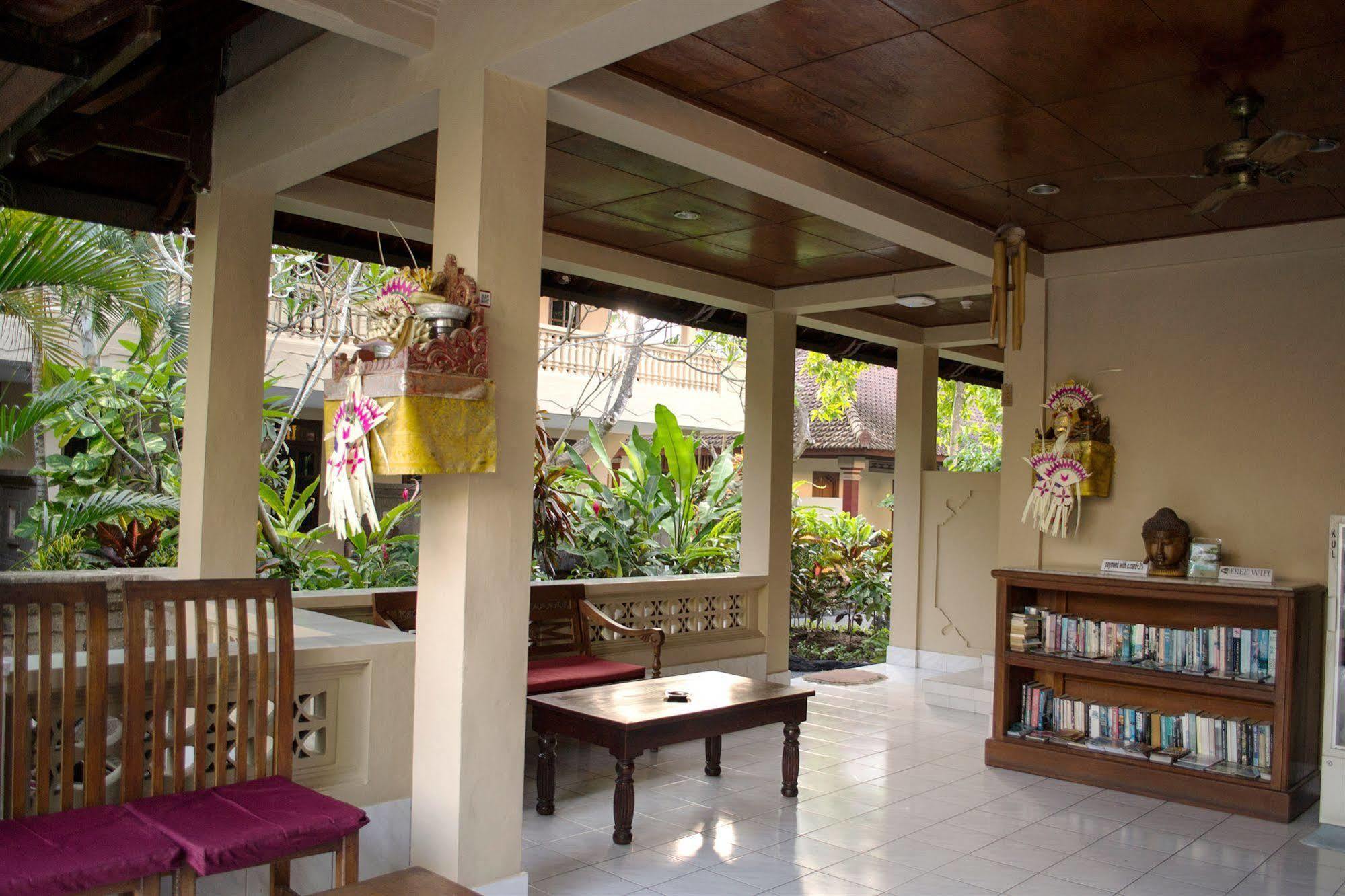 Flamboyan Hotel Kuta Lombok Kültér fotó