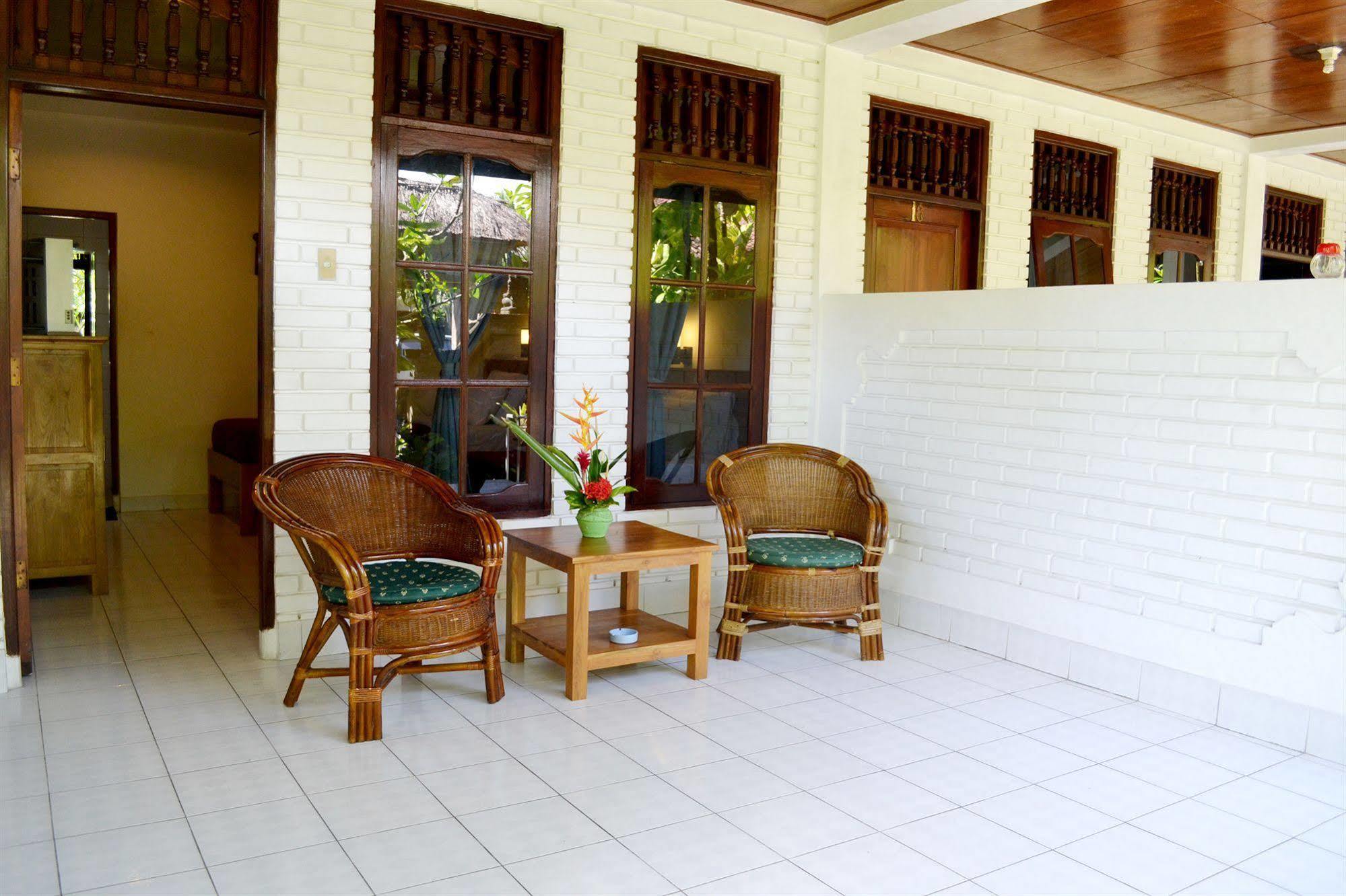 Flamboyan Hotel Kuta Lombok Kültér fotó